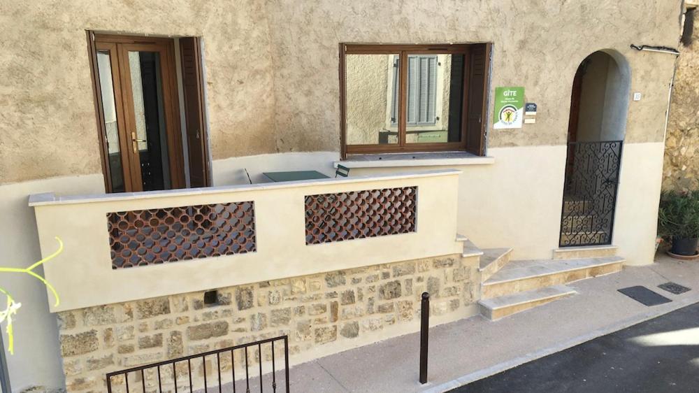 Le Colostre T2 Saint-Martin-de-Bromes Luaran gambar